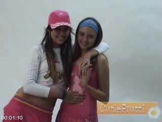 [Image: 112288103_008_Oli_And_Tipi_At_The_Studio_Part_2.jpg]