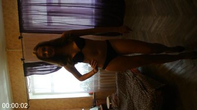 [Image: 112295758_Julia-1.jpg]