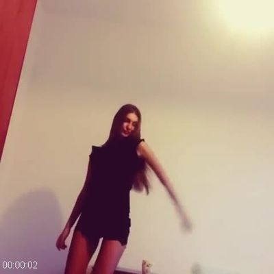 [Image: 112295902_Sherbina_Dance.jpg]