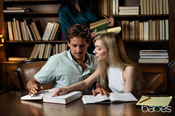 [Image: 126637179_0037.jpg]
