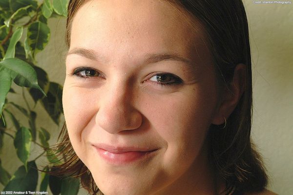 [Image: 126871193_0005.jpg]