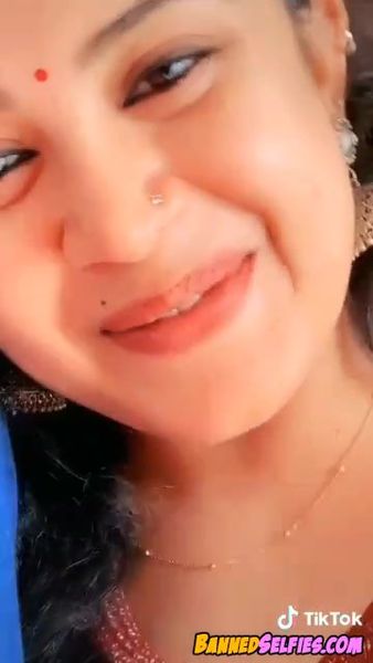 Natalya – 22 Years Old College Girl Teases Perfect Body On Tiktok